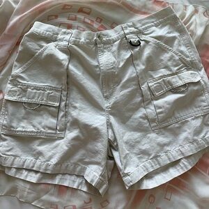 Columbia Men's Sand colored PFG canvas XL Cargo Shorts 38” waist 7L EUC
